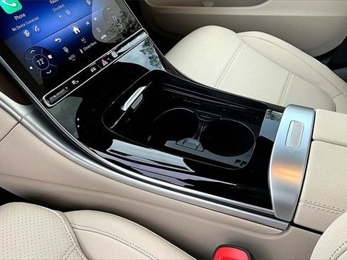 New 2026 Mercedes-Benz C 300 4MATIC Sedan image 11