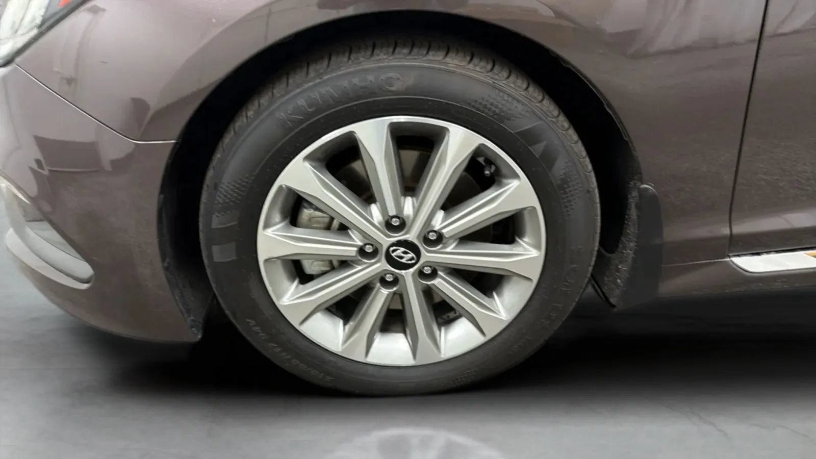 Used 2016 Hyundai Sonata Limited w/ Option Group 04 FWD image 28