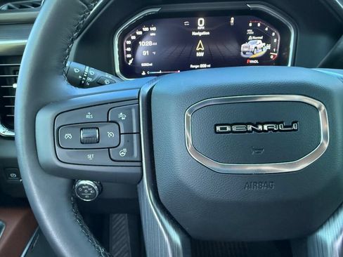 Used 2026 GMC Sierra 2500 Denali Ultimate AWD/4WD image 15