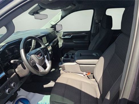 Used 2024 GMC Sierra 1500 Elevation image 18