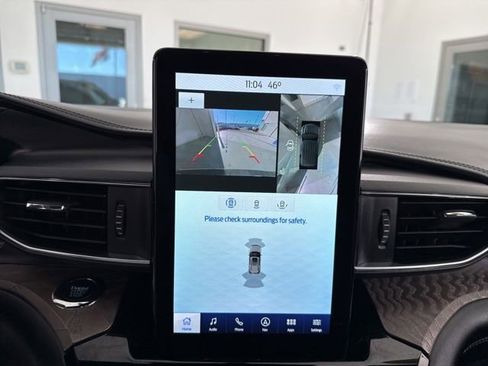 Used 2022 Ford Explorer Platinum w/ Equipment Group 601A image 31