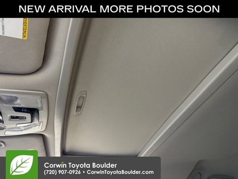 Used 2019 Toyota Sienna SE w/ SE Preferred Package AWD/4WD image 12