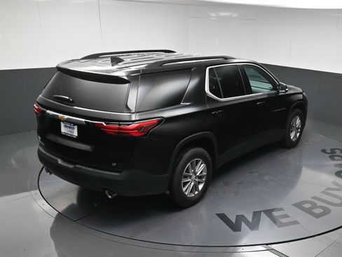 Used 2023 Chevrolet Traverse LT FWD image 32