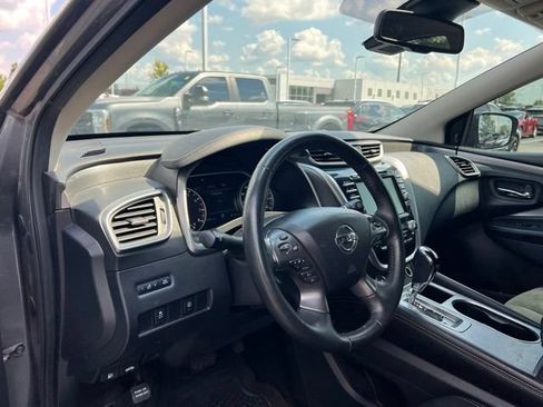 Used 2021 Nissan Murano SV FWD image 9