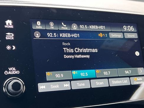 Used 2022 Honda Pilot Sport image 21