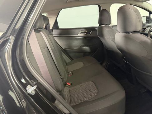 Used 2023 Kia Sportage LX image 29