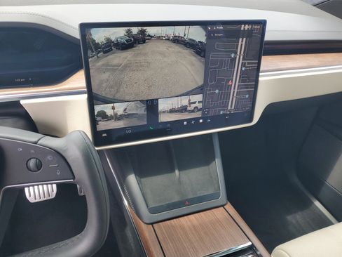 Used 2023 Tesla Model X AWD/4WD image 22