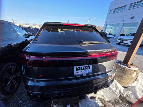 New 2026 Audi RS Q8 performance image 3