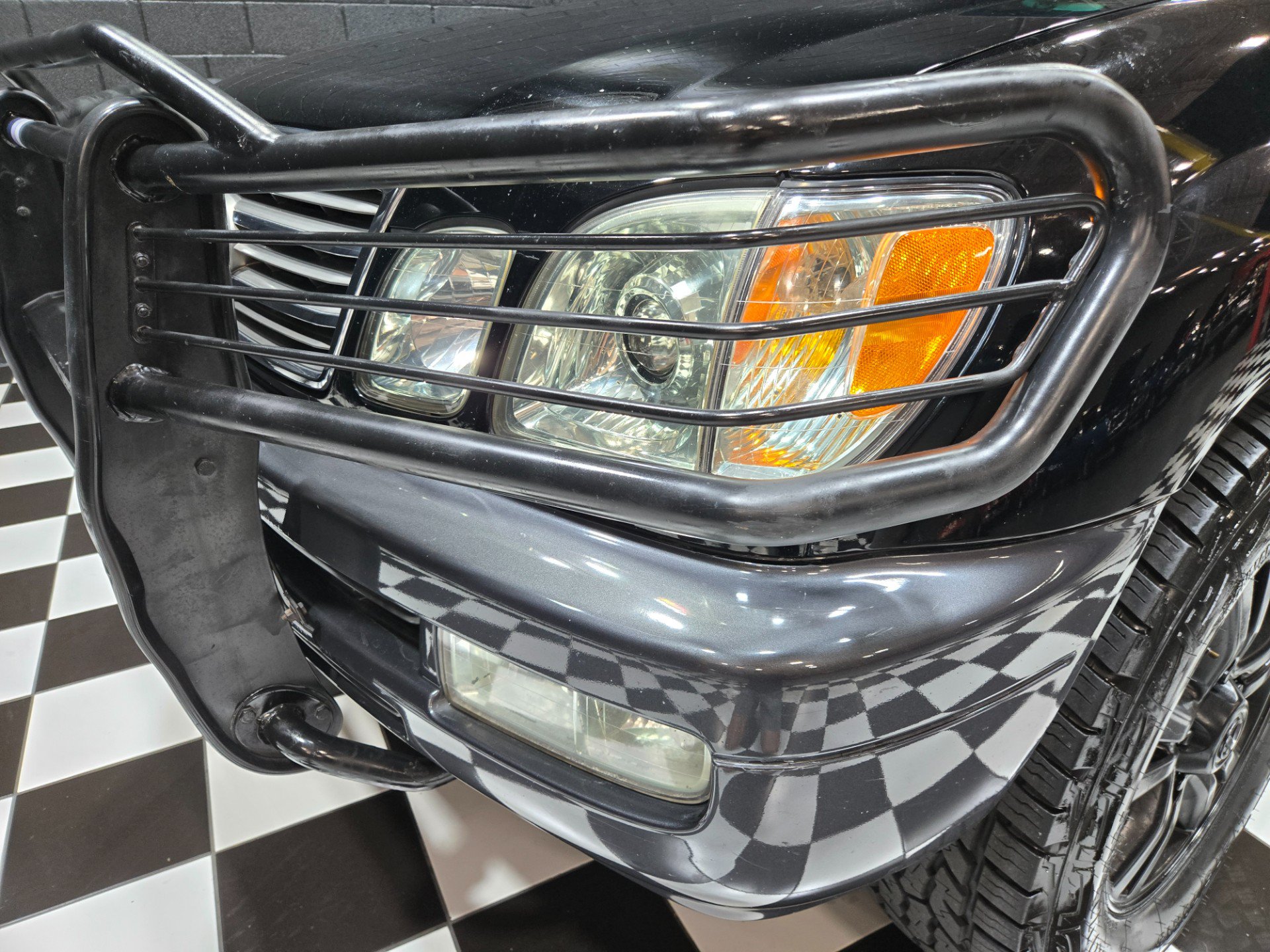 Used 2004 Lexus LX 470 4WD image 20