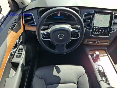 Certified 2025 Volvo XC90 T8 Plus w/ Protection Package Premier AWD/4WD image 13