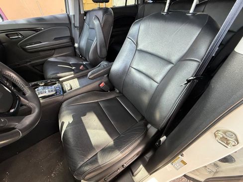 Used 2017 Honda Pilot Touring image 21