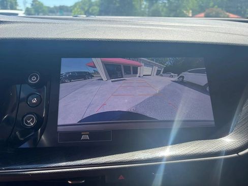 Used 2021 Buick Envision Preferred FWD image 14