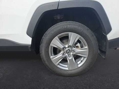 Used 2024 Toyota RAV4 XLE image 42