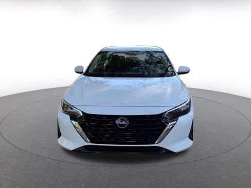 Used 2025 Nissan Sentra S image 2