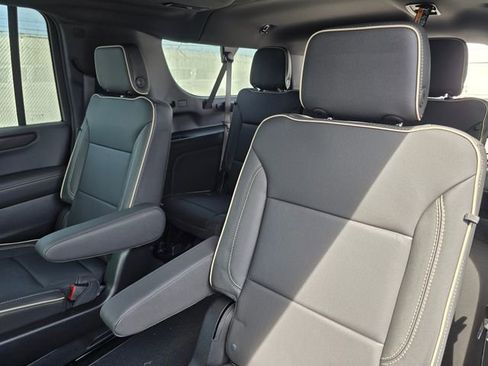 New 2026 GMC Yukon XL Elevation w/ Elevation Premium Package AWD/4WD image 18