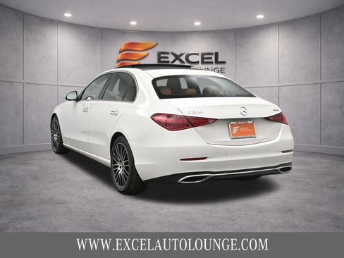 Used 2024 Mercedes-Benz C 300 4MATIC Sedan image 5