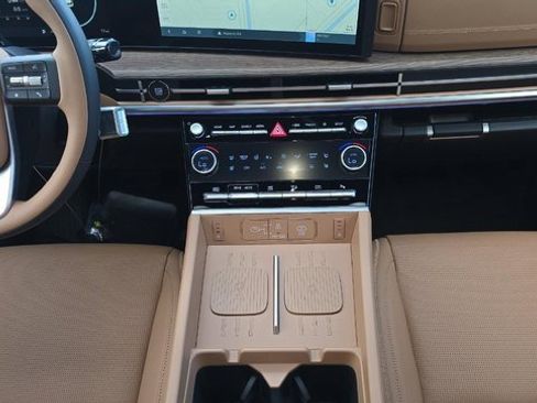 Used 2026 Hyundai Santa Fe Calligraphy image 6