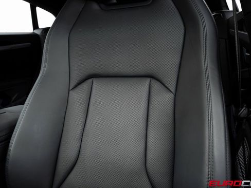 Used 2022 Lamborghini Urus image 37