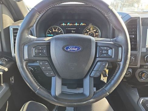 Used 2018 Ford F150 XLT w/ Equipment Group 302A Luxury AWD/4WD image 17