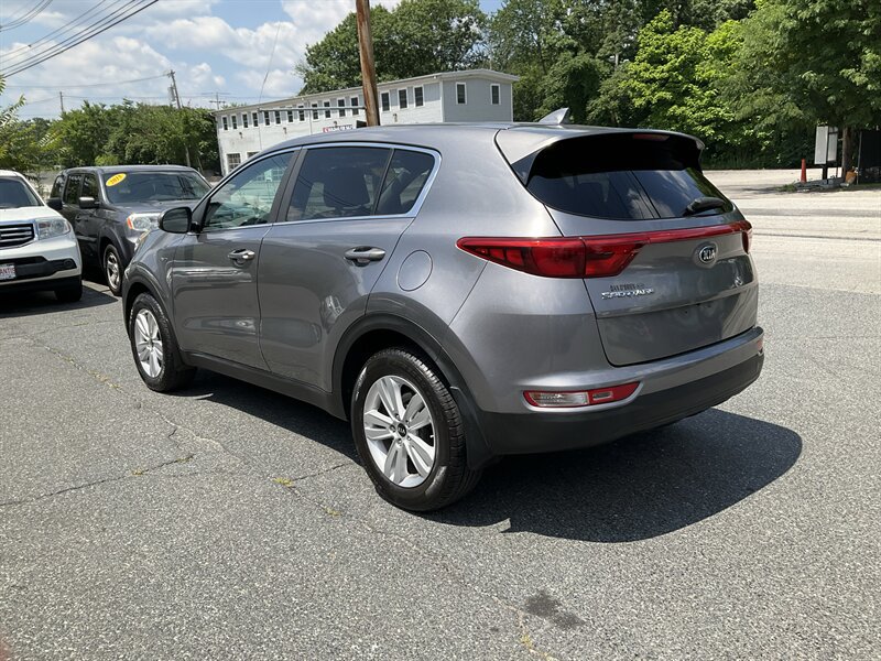 Used 2018 Kia Sportage LX AWD/4WD image 6