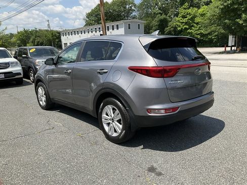 Used 2018 Kia Sportage LX AWD/4WD image 6