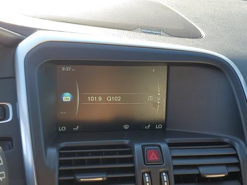 Used 2016 Volvo XC60 T5 Platinum FWD image 28