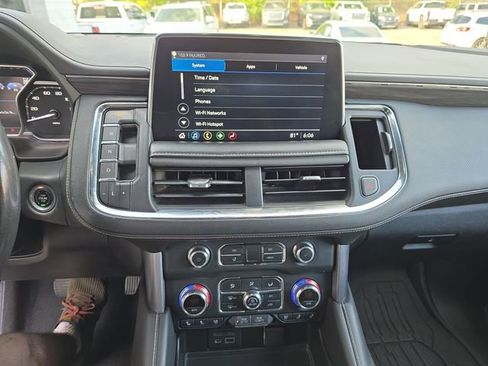 Used 2021 GMC Yukon XL SLT w/ SLT Premium Package image 21