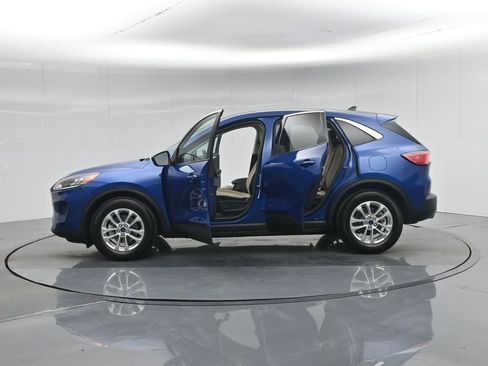 Used 2022 Ford Escape SE w/ Convenience Package FWD image 38