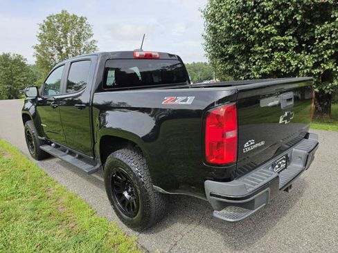 Used 2015 Chevrolet Colorado Z71 AWD/4WD image 8