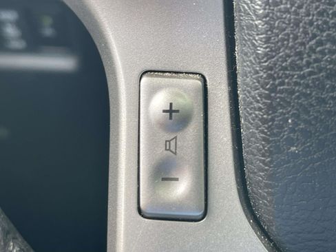 Used 2019 Toyota 4Runner SR5 Premium AWD/4WD image 25
