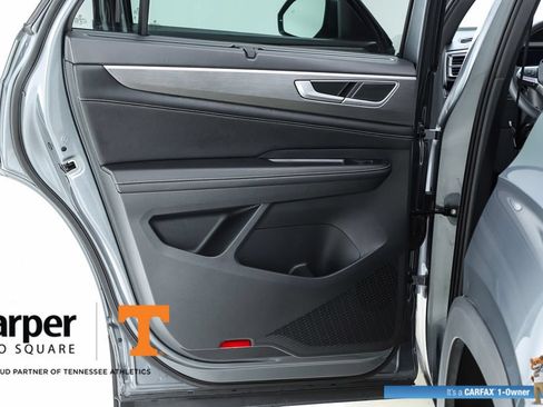 Used 2024 Volkswagen Atlas Cross Sport SE w/ Panoramic Sunroof Package FWD image 56