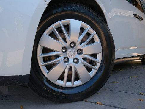 Used 2016 Honda Odyssey LX image 42