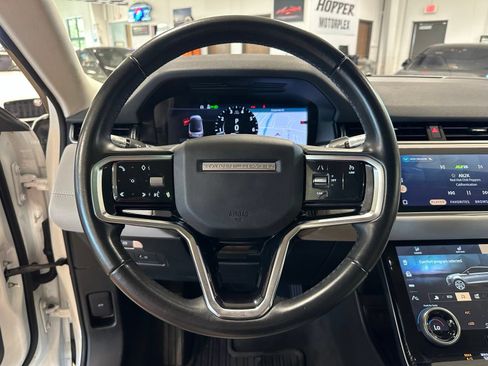 Used 2021 Land Rover Range Rover Evoque SE AWD/4WD image 17