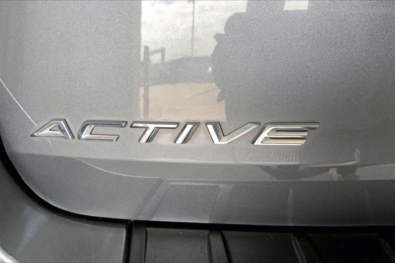 Certified 2025 Ford Explorer Active w/ Active Comfort Package RWD image 31