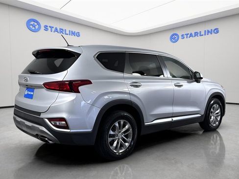 Used 2019 Hyundai Santa Fe SE image 9