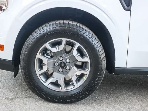 New 2024 Ford Maverick Lariat w/ 4K Tow Package AWD/4WD image 10