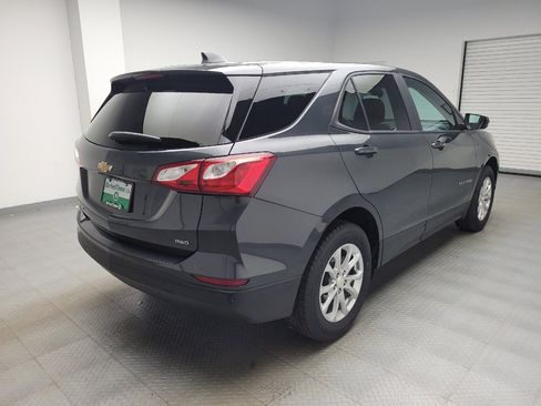 Used 2021 Chevrolet Equinox LS w/ LS Convenience Package AWD/4WD image 9