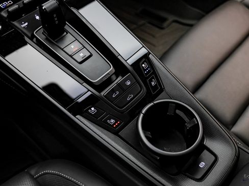 Used 2020 Porsche 911 Carrera 4S image 48