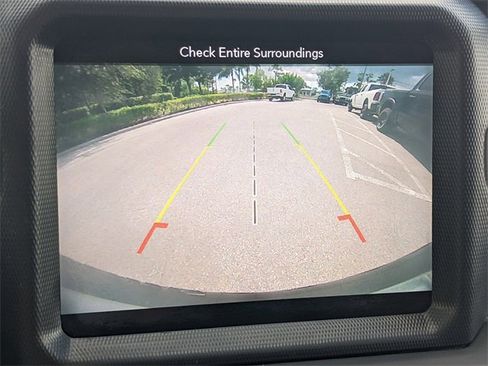 Certified 2018 Jeep Wrangler Unlimited Sahara image 23