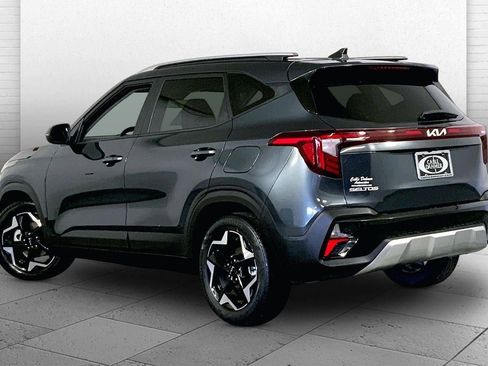 Certified 2025 Kia Seltos S image 11