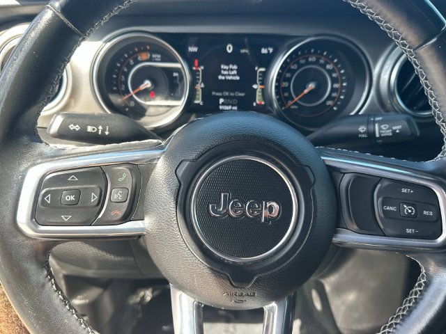 Used 2022 Jeep Wrangler Unlimited Sahara AWD/4WD image 12