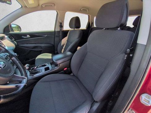 Used 2016 Kia Sorento FWD w/ LX Convenience Package image 13