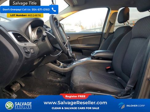 Used 2017 Dodge Journey SE image 5