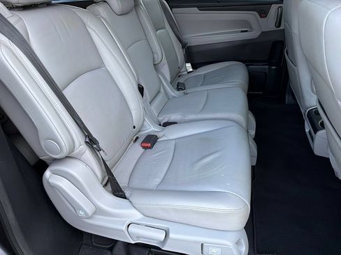 Used 2019 Honda Odyssey EX-L image 25
