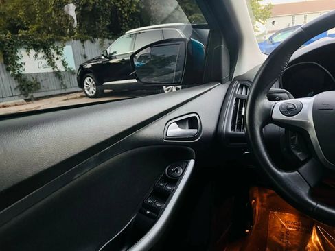 Used 2012 Ford Focus SE image 20