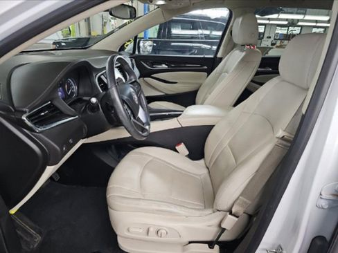 Used 2023 Buick Enclave Essence w/ Experience Buick Package AWD/4WD image 6