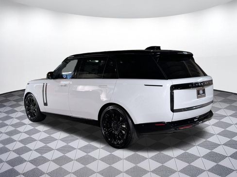 New 2026 Land Rover Range Rover Long Wheelbase SE AWD/4WD image 3