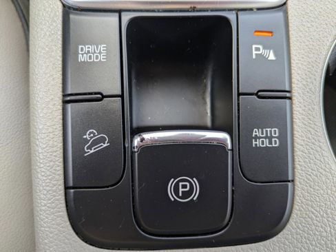 Used 2020 Kia Sportage EX w/ EX Technology Package image 30