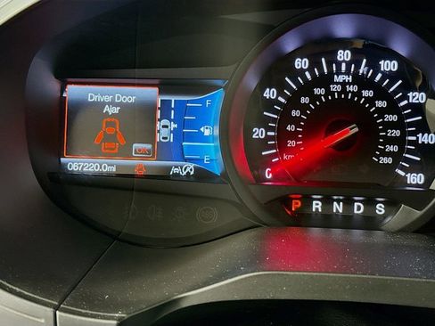Used 2022 Ford Edge ST w/ Equipment Group 401A AWD/4WD image 12
