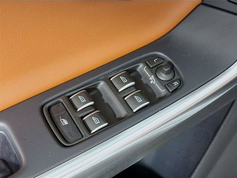 Used 2017 Volvo S60 T5 Inscription w/ Climate Package AWD/4WD image 20